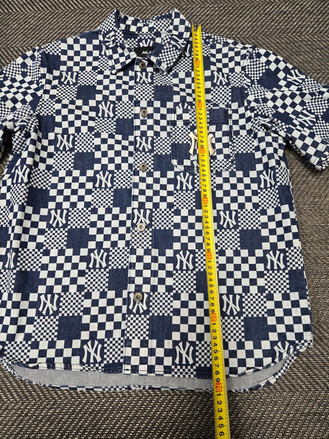 엠엘비 MLB 공용 체커보드 데님 숏슬리브 셔츠 반팔 데님셔츠 상품이미지9