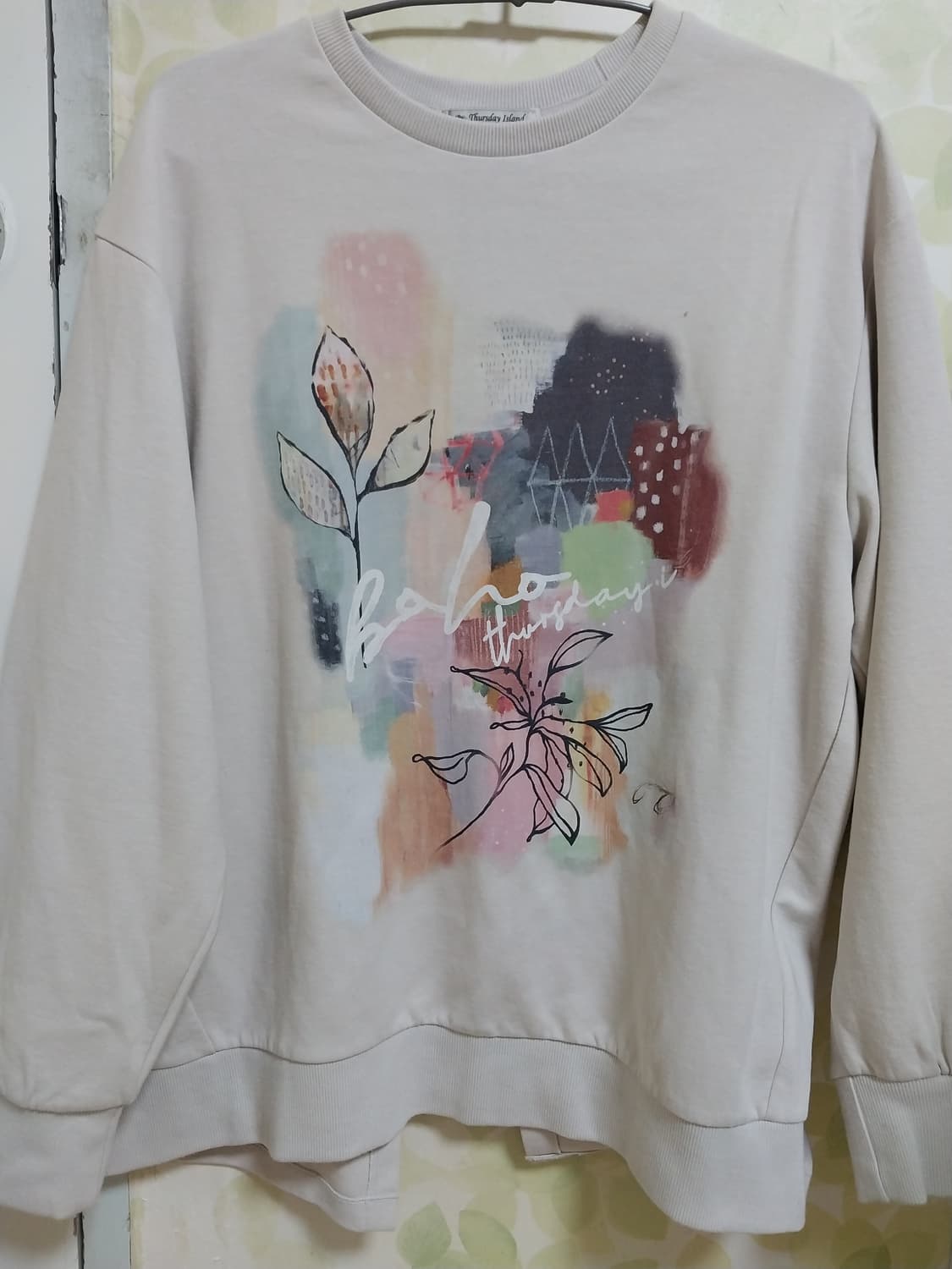 써스데이아일랜드 맨투맨티 상품이미지1