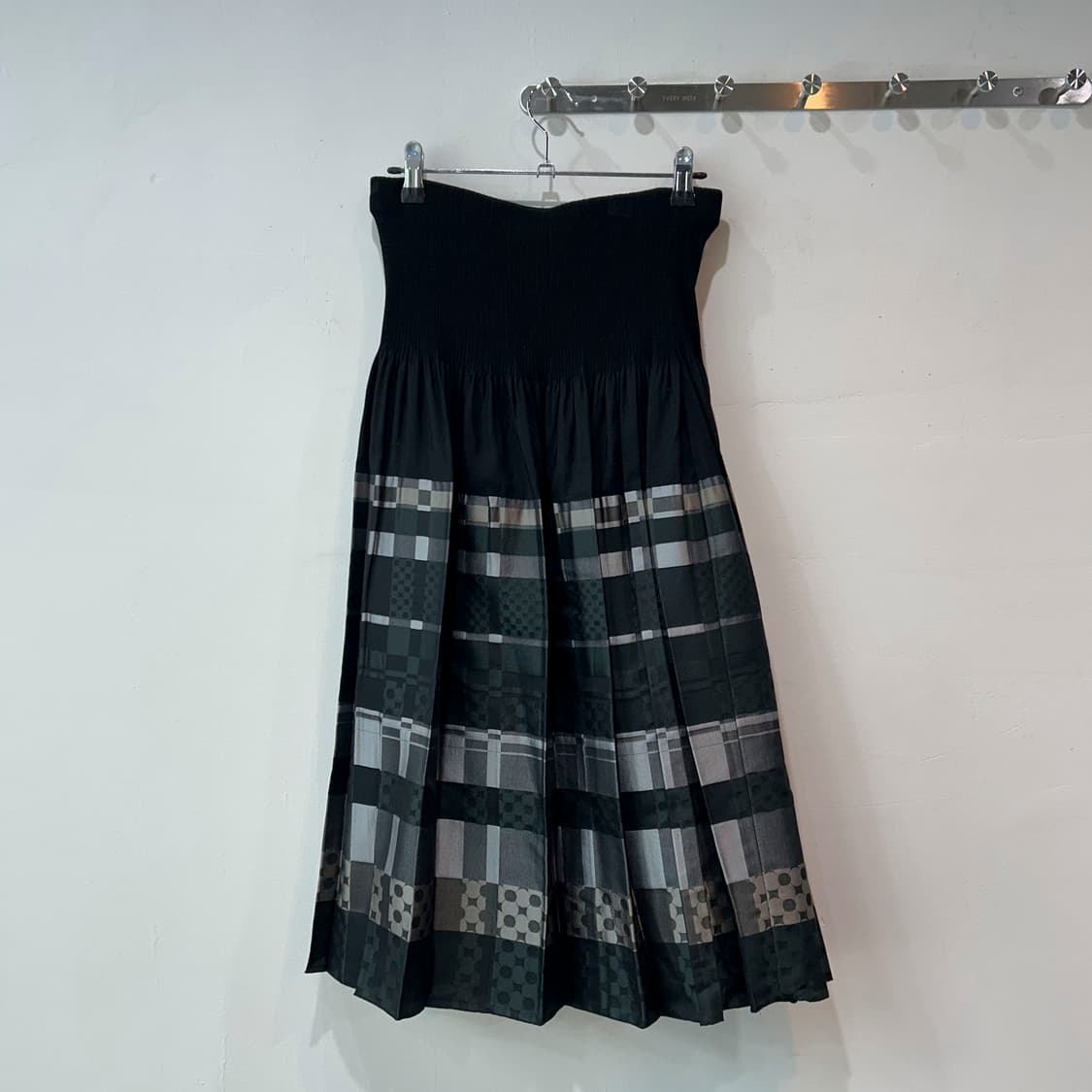 멀티패턴 리버시블 플리츠 스커트 상품이미지4