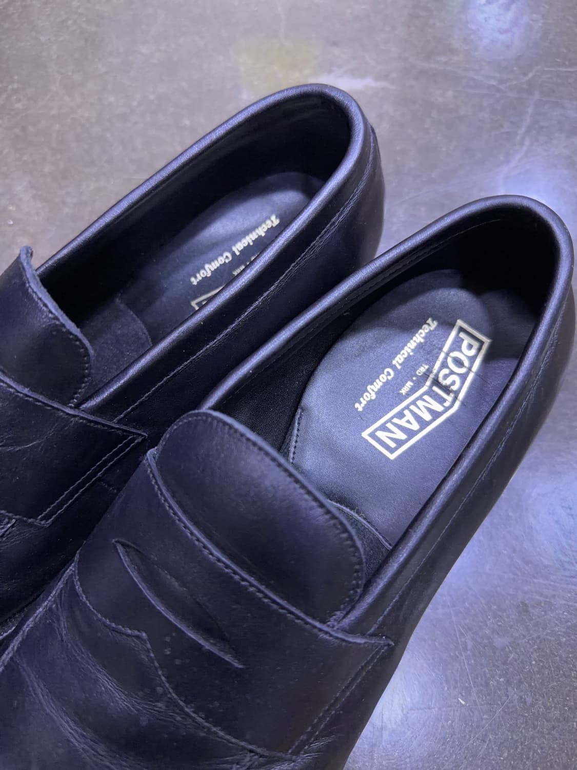 포스트맨 블랙 레더 페니로퍼 255 상품이미지5