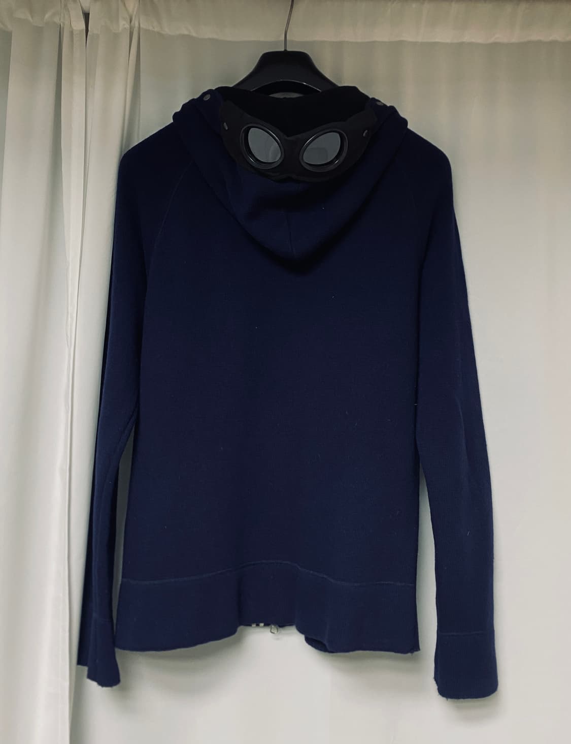 cp컴퍼니 고글 니트 후드 집업 네이비 105사이즈 상품이미지2