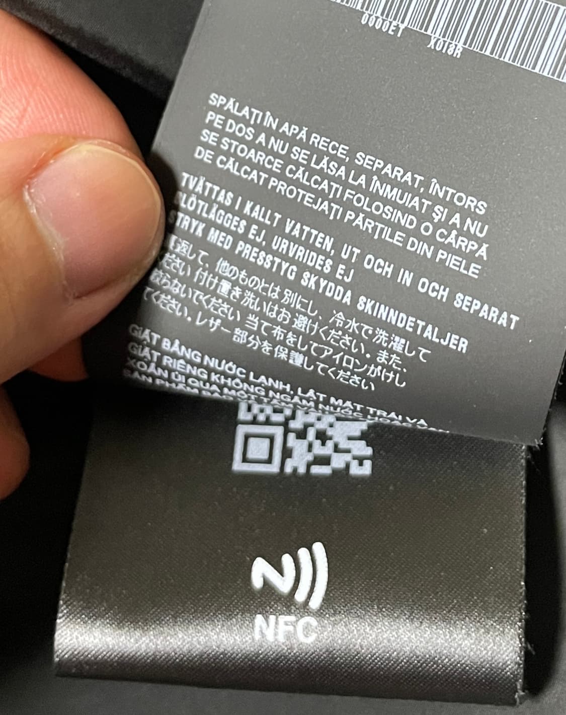 [국내매장판] 프라다 패디드 자켓 54 상품이미지5