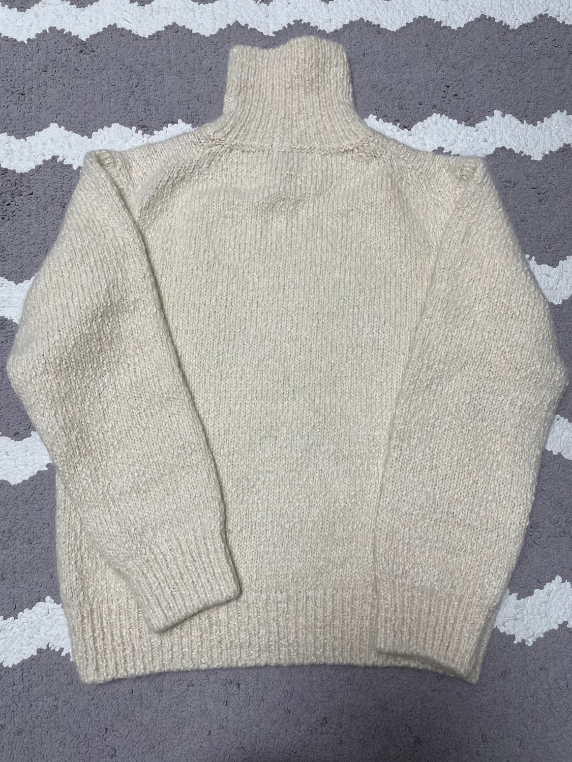 아모멘토 헤어리 슬럽 하프 집업 니트 M 사이즈 상품이미지9