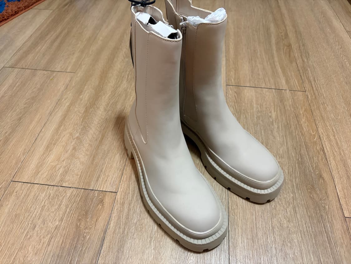 자라 아이보리 첼시부츠 워커 상품이미지1