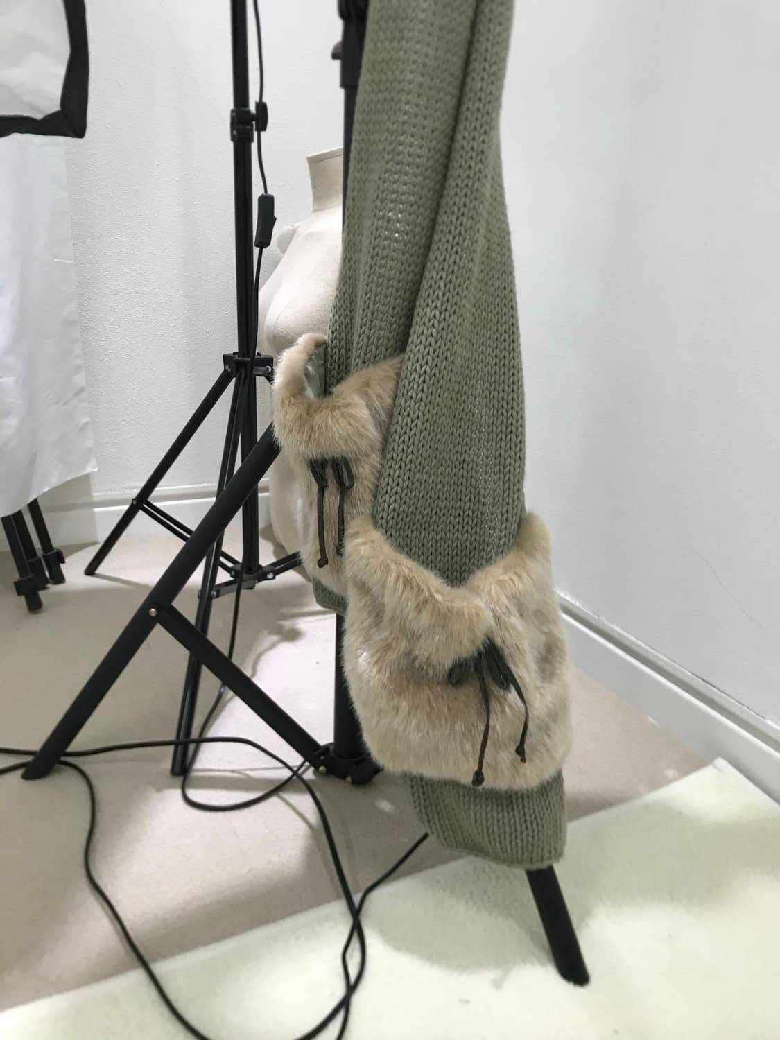 Olive knit hand-glove fur pocket muffler 상품이미지9
