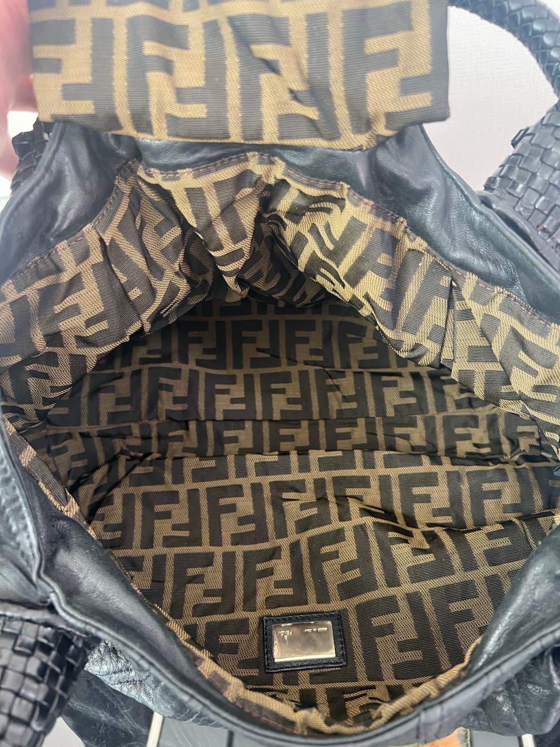 펜디 스파이 숄더백 상품이미지8