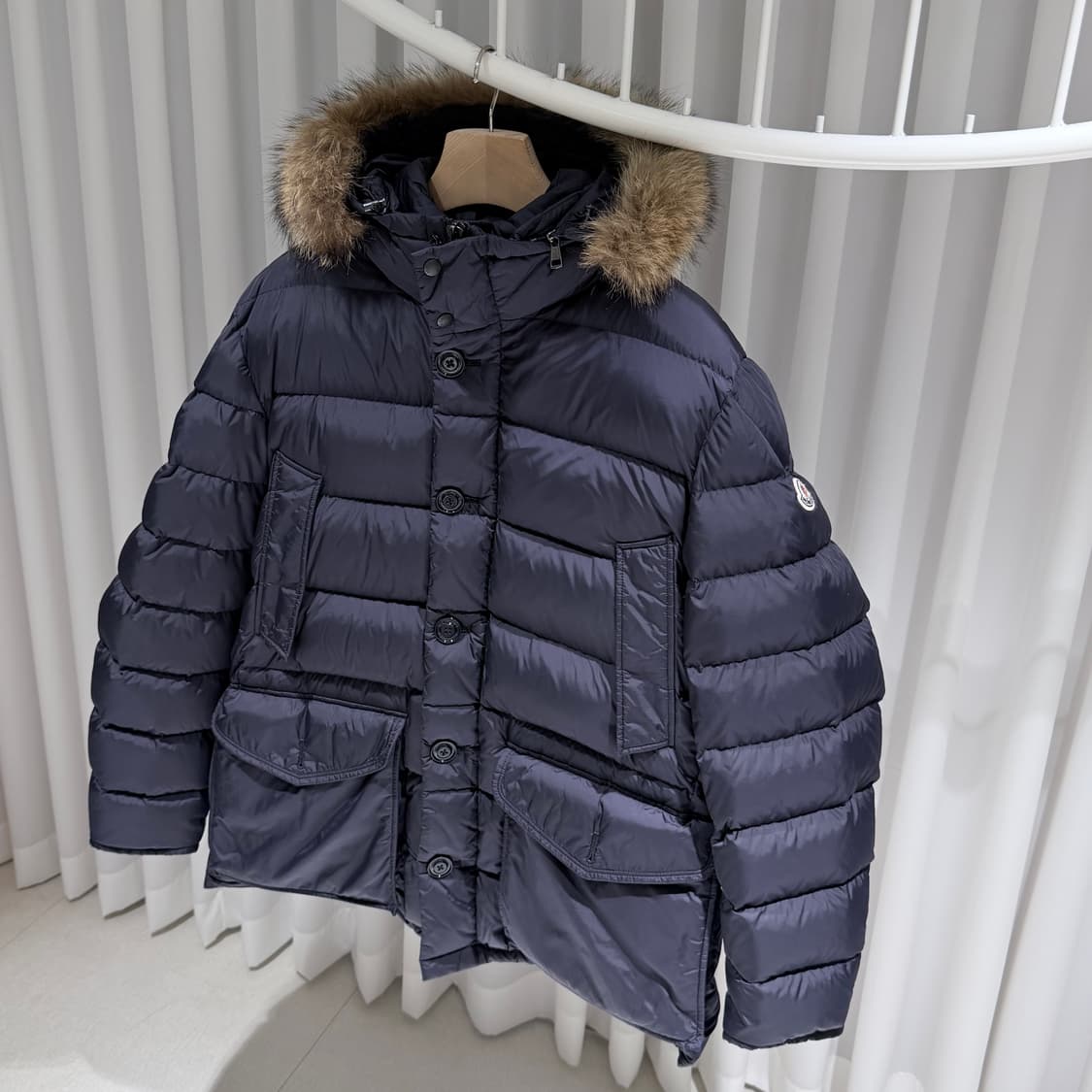 (A+/7) / 몽클레어 클루니 쇼트 다운 패딩 자켓 네이비 상품이미지2