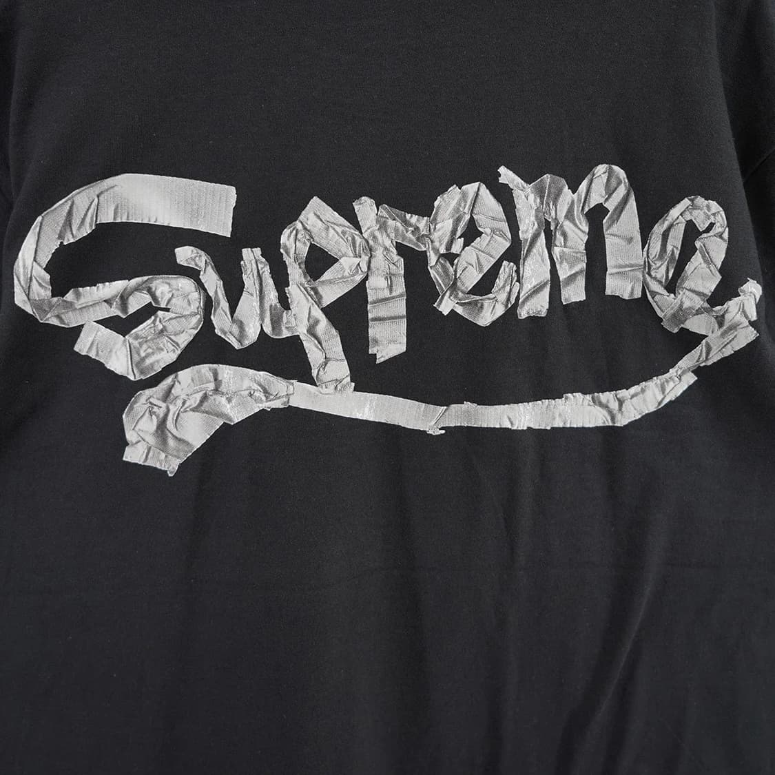 Supreme 25SS Tape Tee 상품이미지3