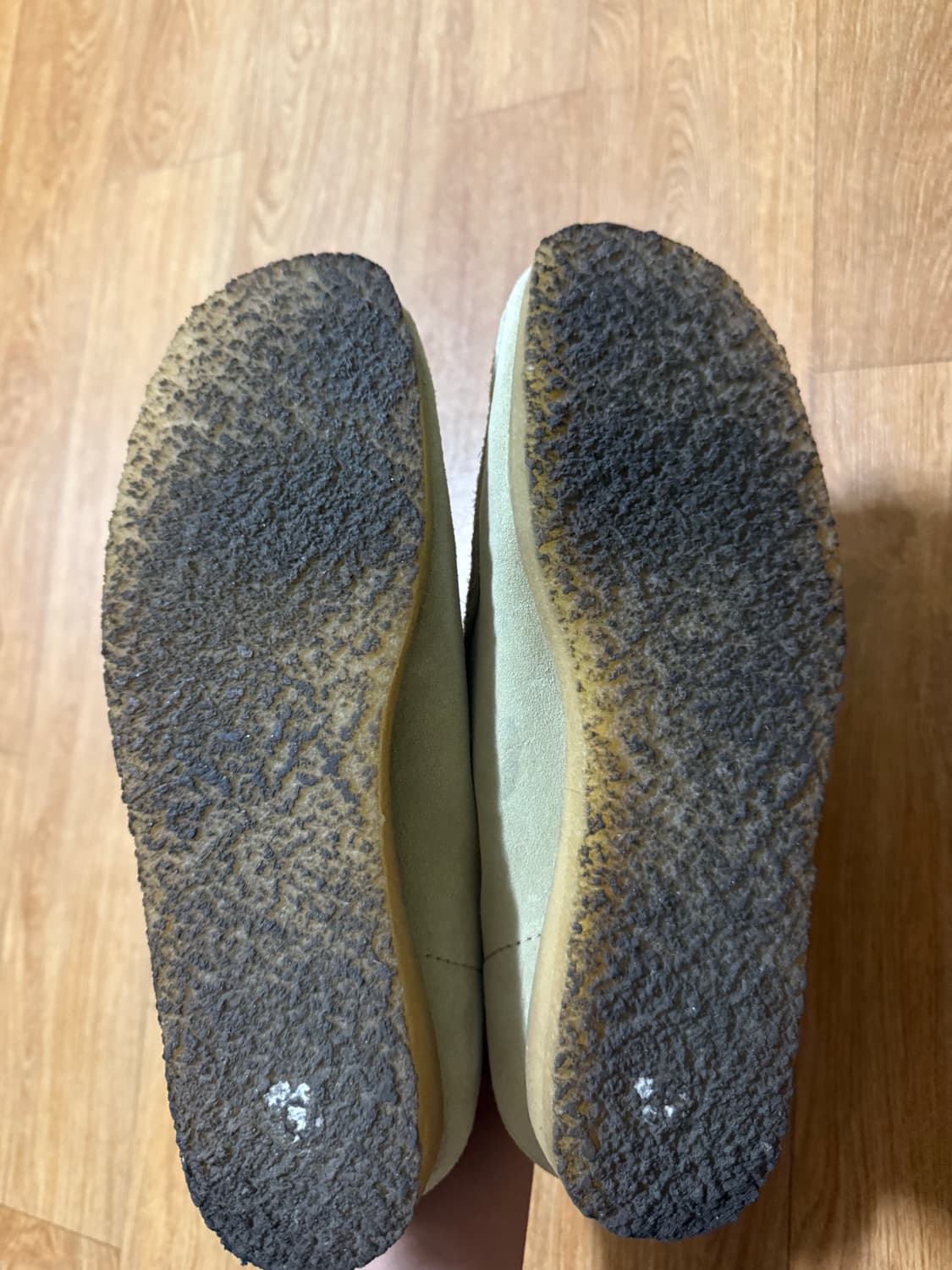 디네댓x클락스 왈라비 260 상품이미지3