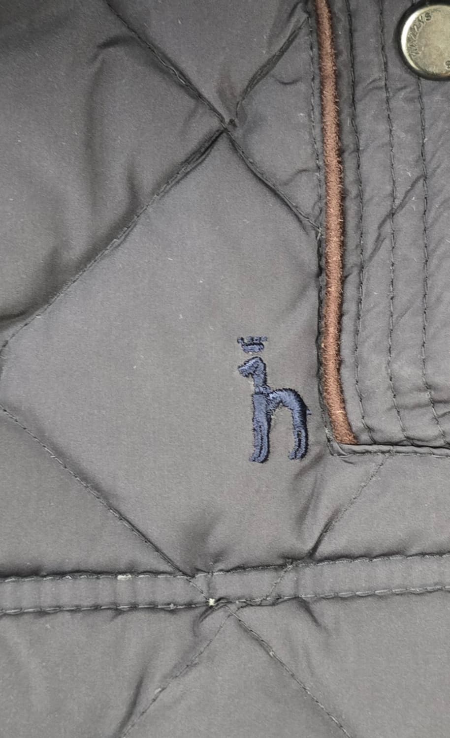 헤지스 남자 덕다운 패딩.
싸이즈 100~105  
 상품이미지7