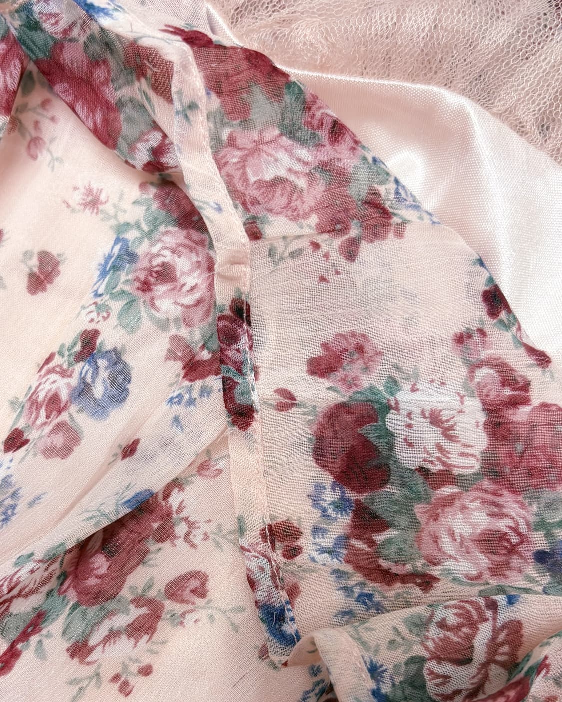 일본 팝갸루 핀터깔 플라워 포인트 핑크 샤 디테일 뒷 밴딩 미니스커트  상품이미지2