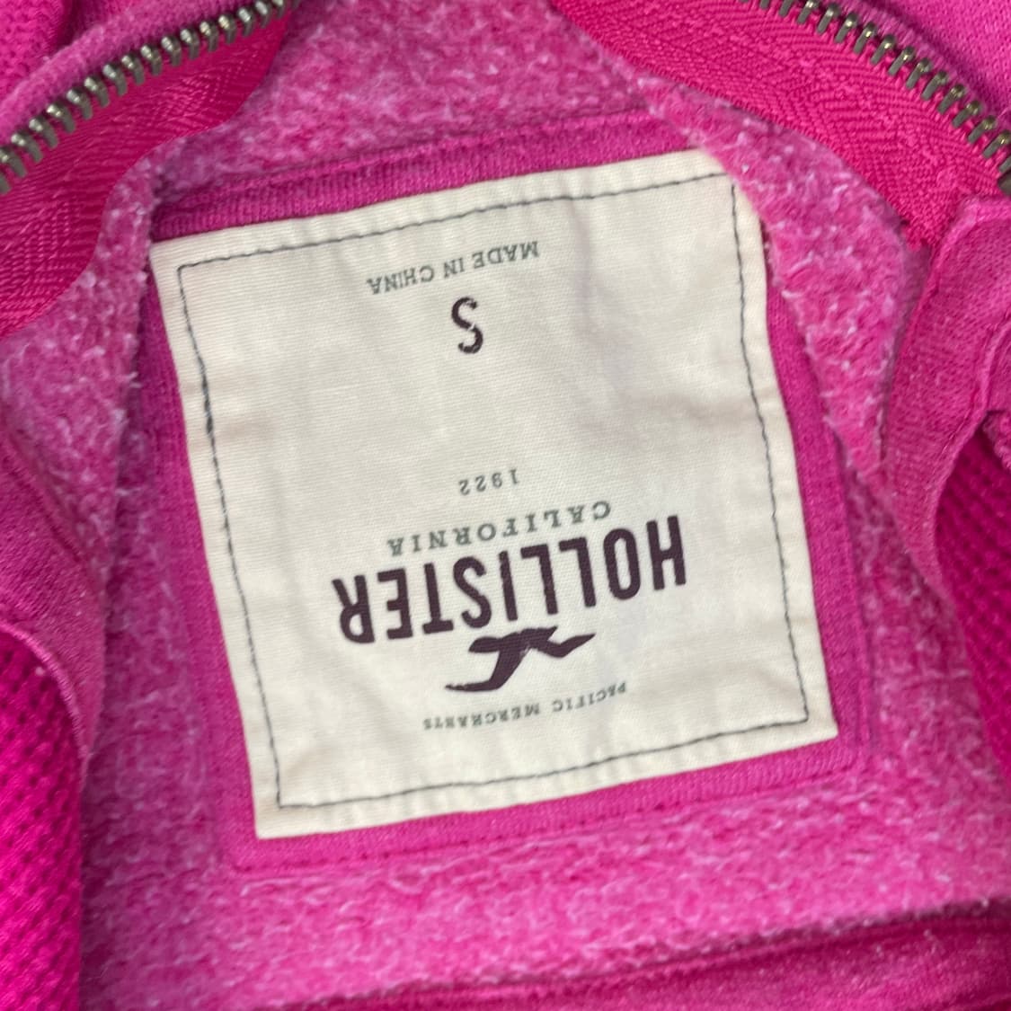 홀리스터 스펠 로고 후드집업 핑크 상품이미지4