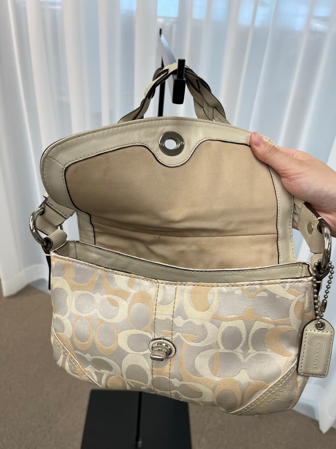 Coach Cream White Shoulder Bag 상품이미지8