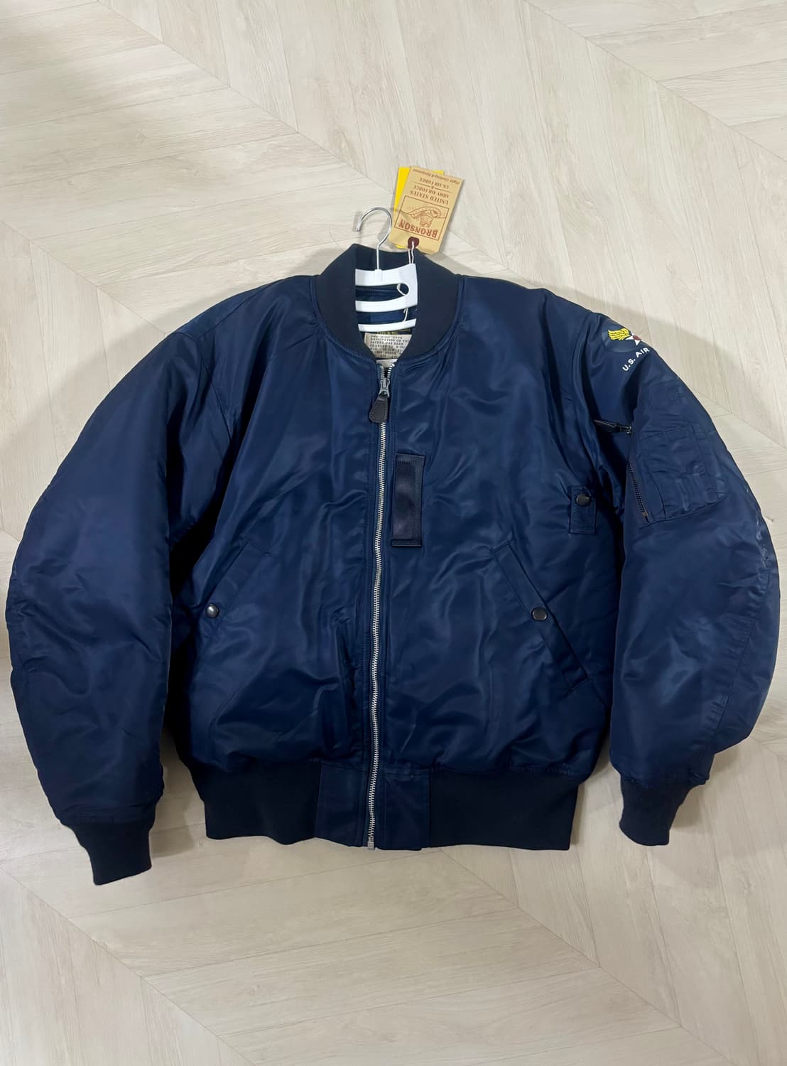 Bronson 브론슨 B-15C 중국판 L 상품이미지1