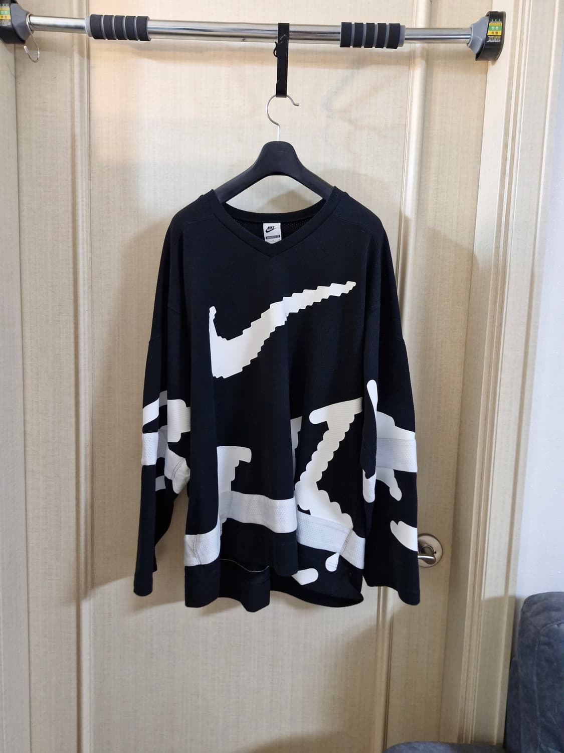 나이키 NSW 클럽 하키 저지 블랙 화이트  아시아 L 상품이미지1