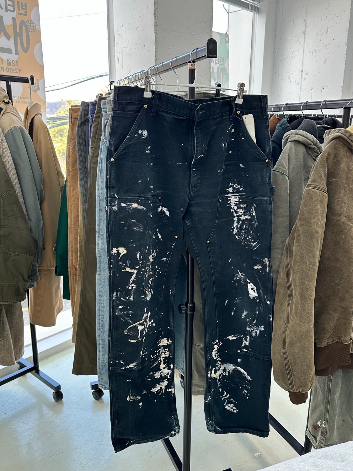 칼하트 더블니 페인팅 블랙 36사이즈 판매 상품이미지1