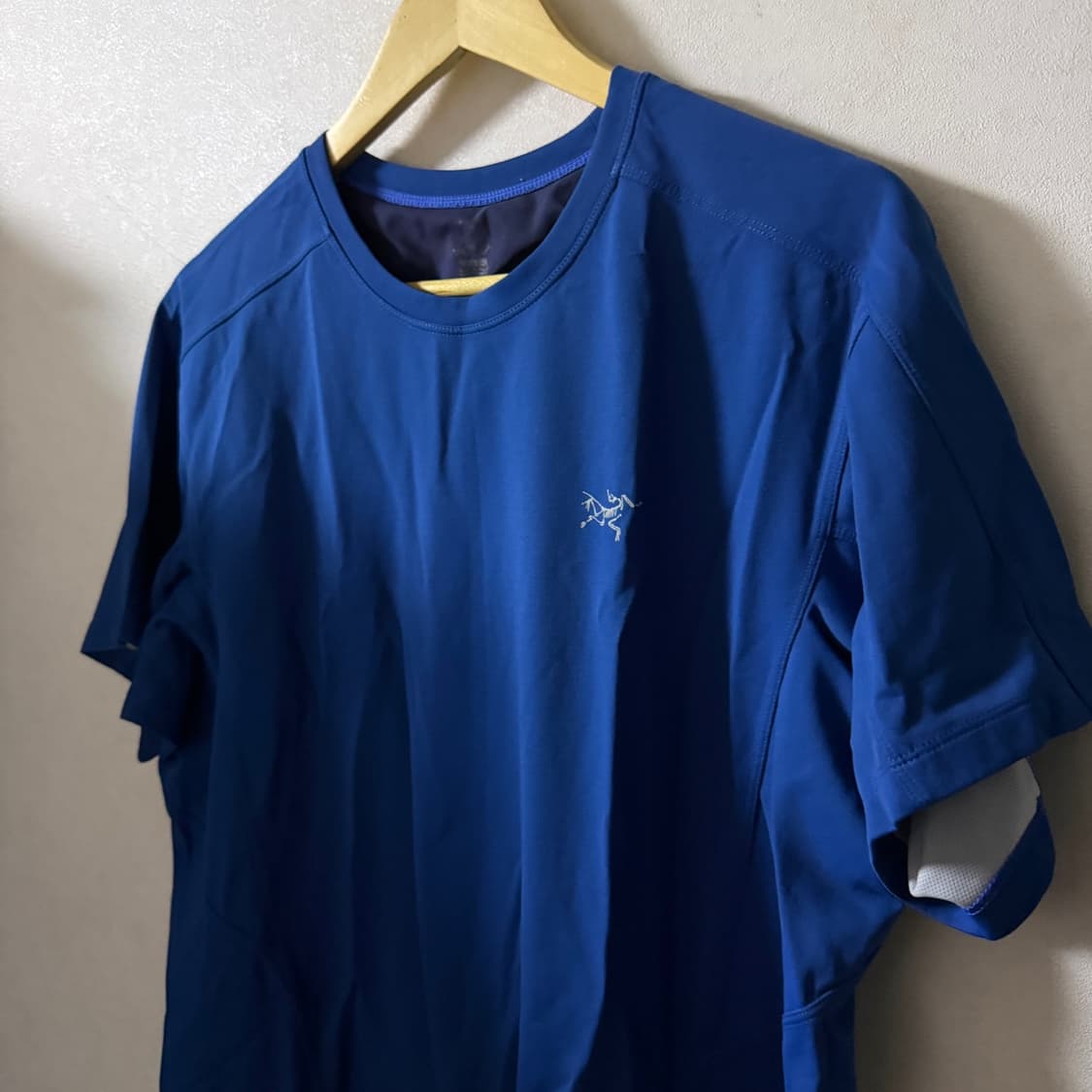 아크테릭스 기본로고 반팔 티셔츠 L(남성 105정도) 상품이미지7