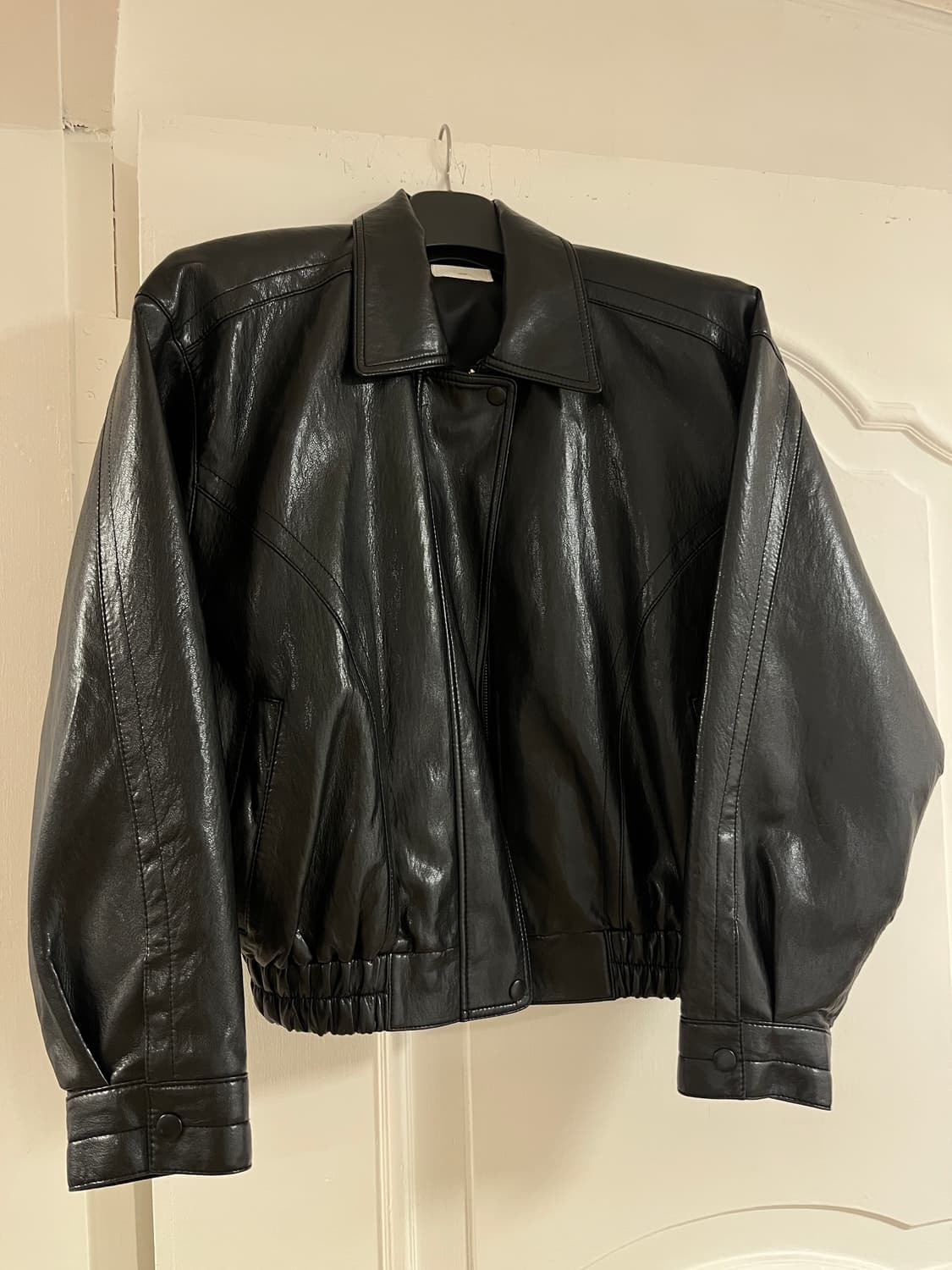 ugst 어그스트 비건 레더 블루종 자켓 상품이미지2