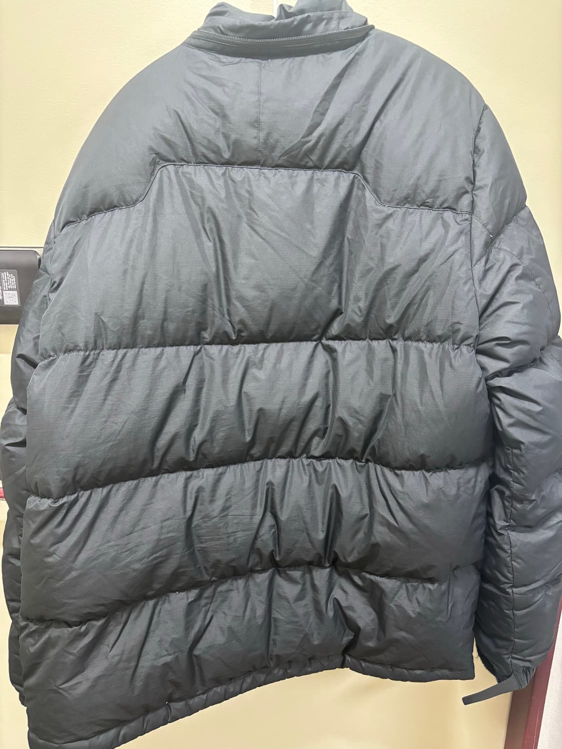 폴로 검은색  숏 패딩 상품이미지2