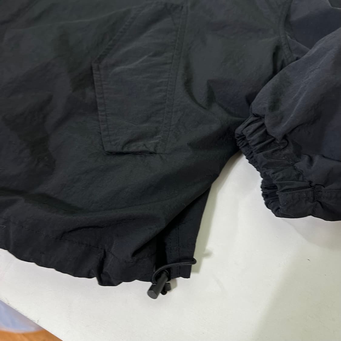 OS 루어스 LOUS 오버핏 밑단스트링 오버핏 나일론자켓 상품이미지2