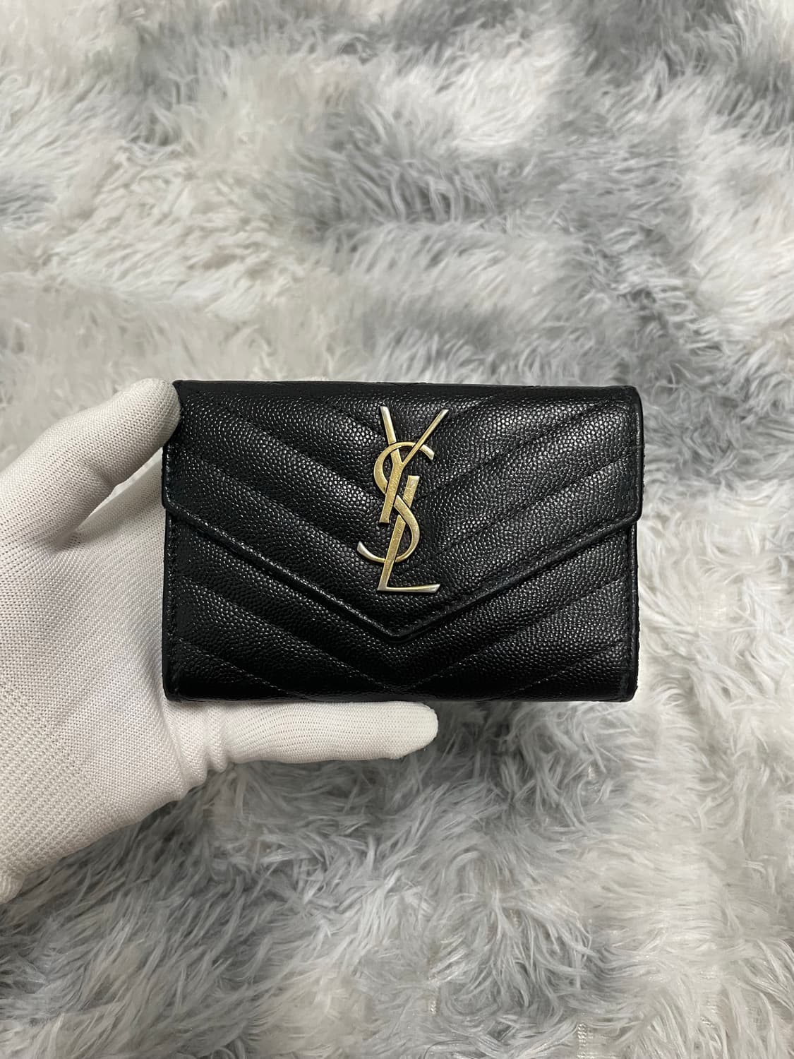 입생로랑 마틀라세 엔벨로프 중지갑 블랙 [os] 상품이미지1