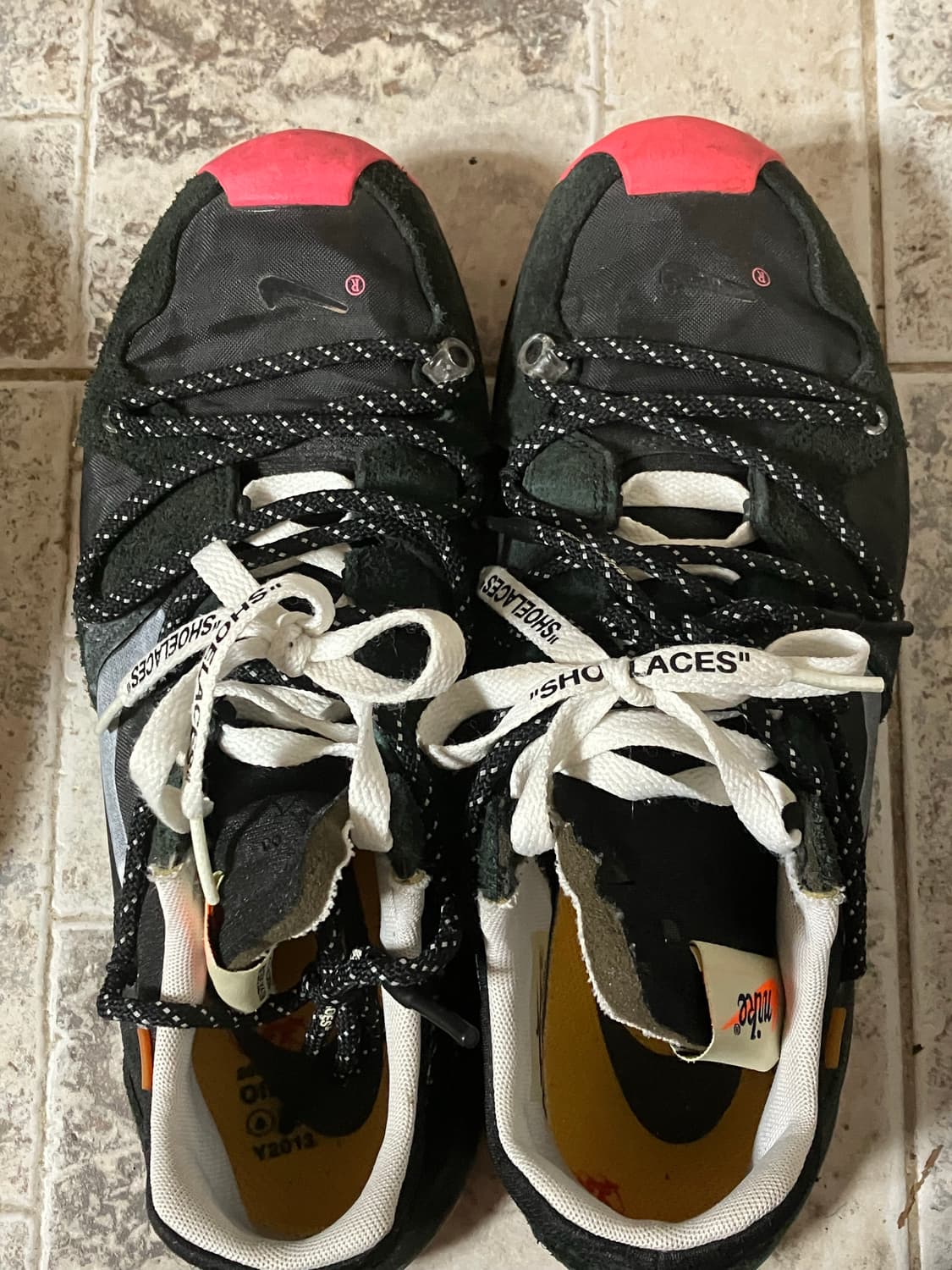 나이키 오프화이트 줌 테라 카이거 운동화 상품이미지3