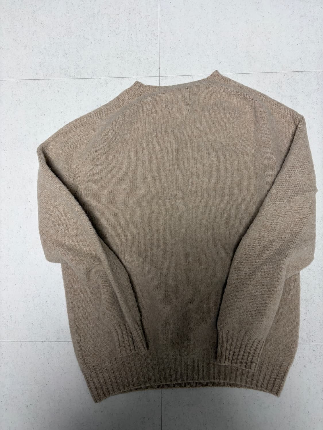 하울린 birth of the cool 비스킷 컬러 xxl 쉐기독 니트 상품이미지3