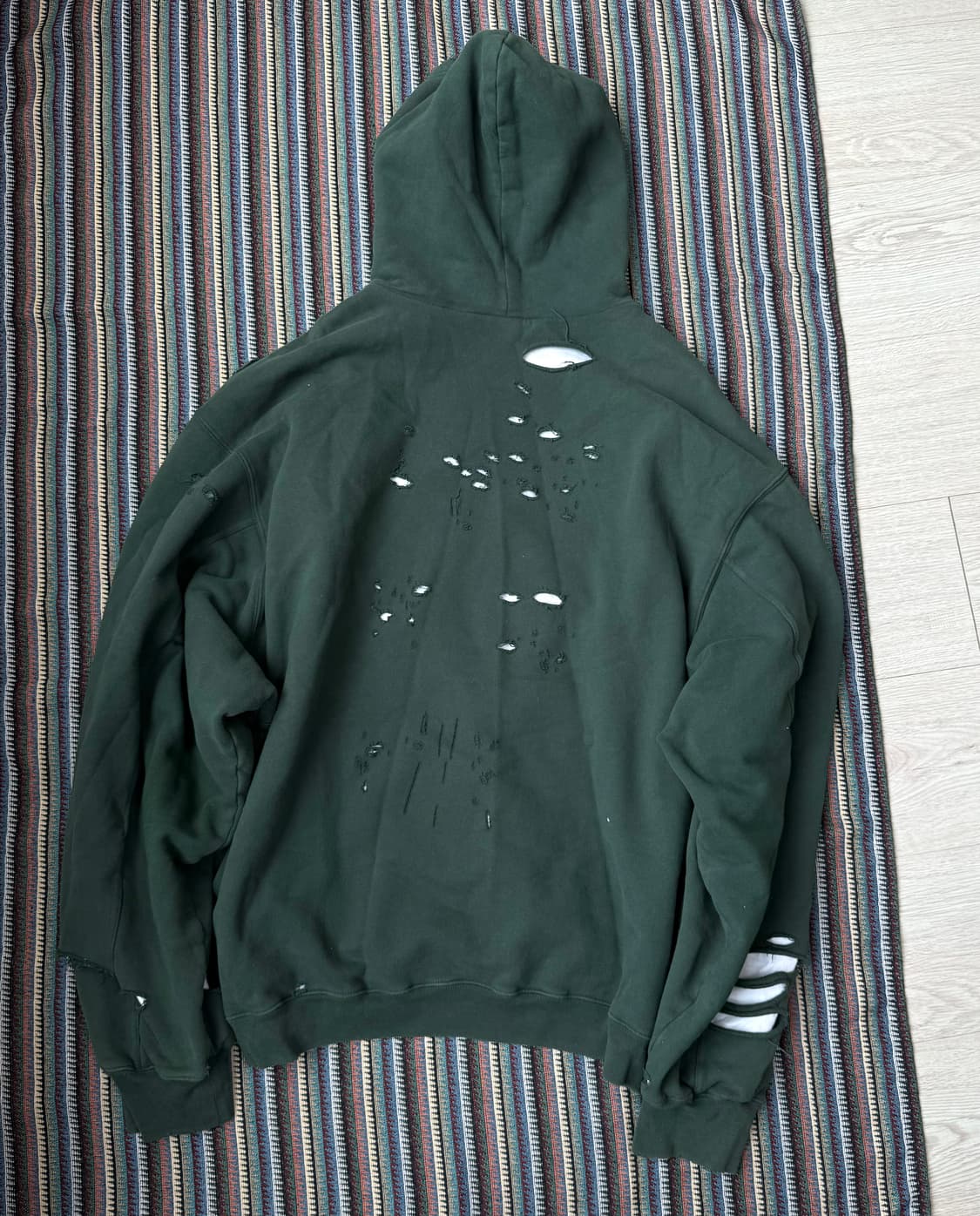 발렌시아가 디스트로이드 후드 상품이미지3