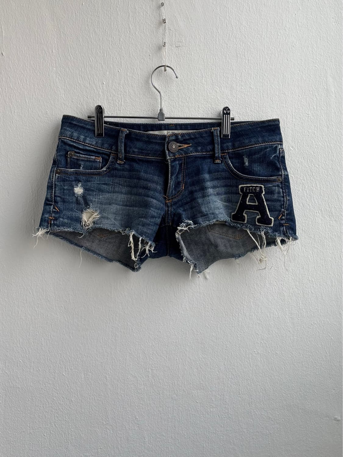 Abercrombie Washed Denim Shorts 상품이미지1