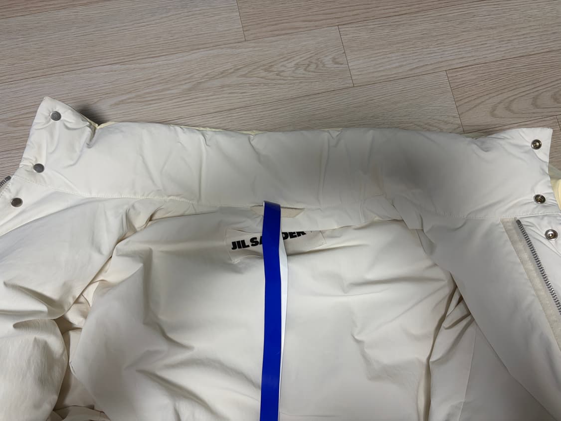 질샌더 다운 패딩(새상품, M) 상품이미지5