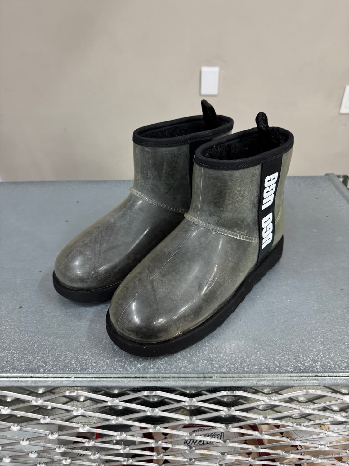 어그 클래식 클리어 미니 260 상품이미지2