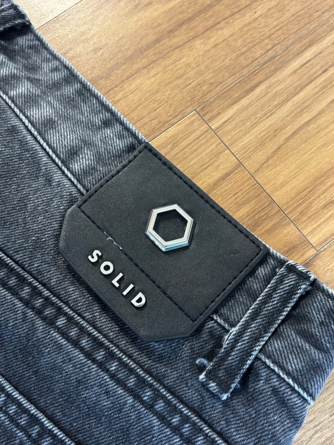 솔리드옴므 와이드 데님 팬츠 흑청 상품이미지4