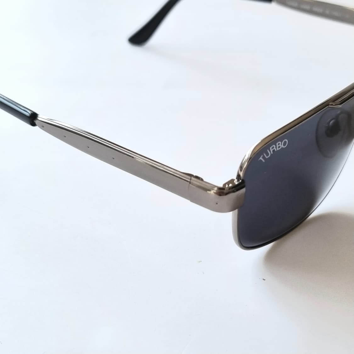 데드스탁  90's 레트로 감성 투브릿지 선글라스  702 상품이미지5