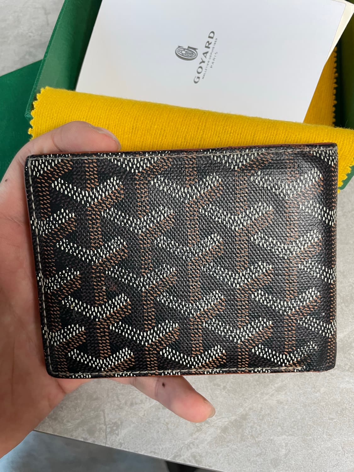 고야드 빅투아르 반지갑 상품이미지3