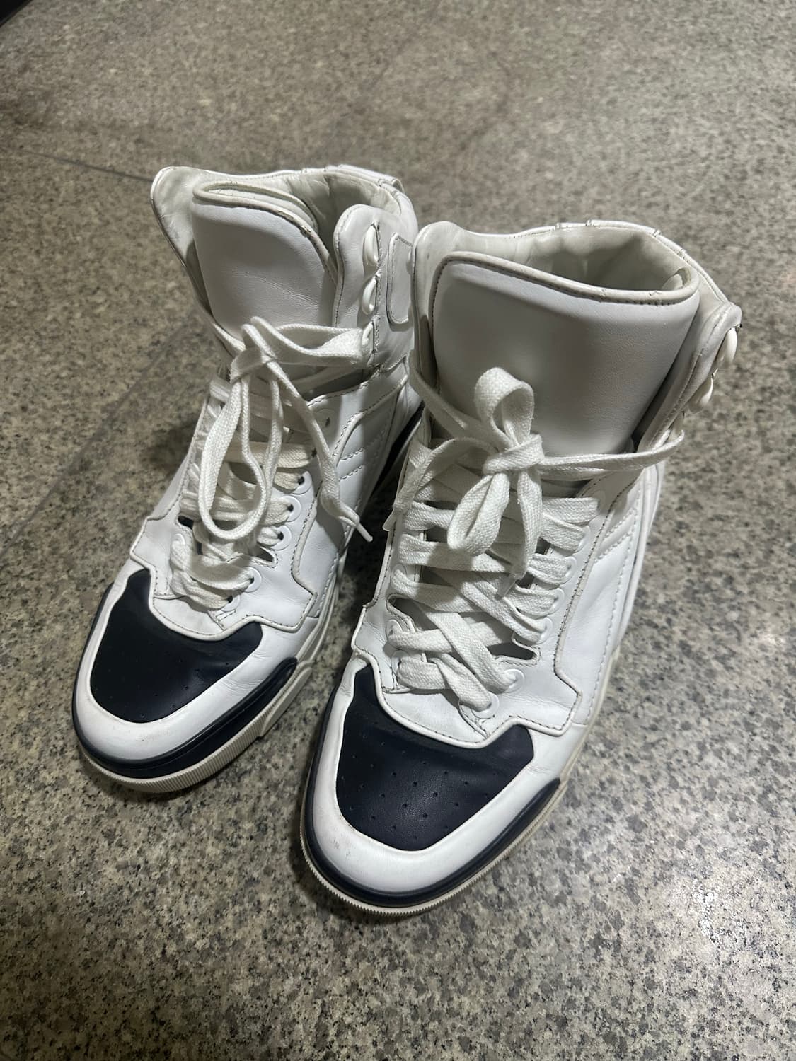 지방시 타이슨 하이탑 블랙&화이트 270 상품이미지1