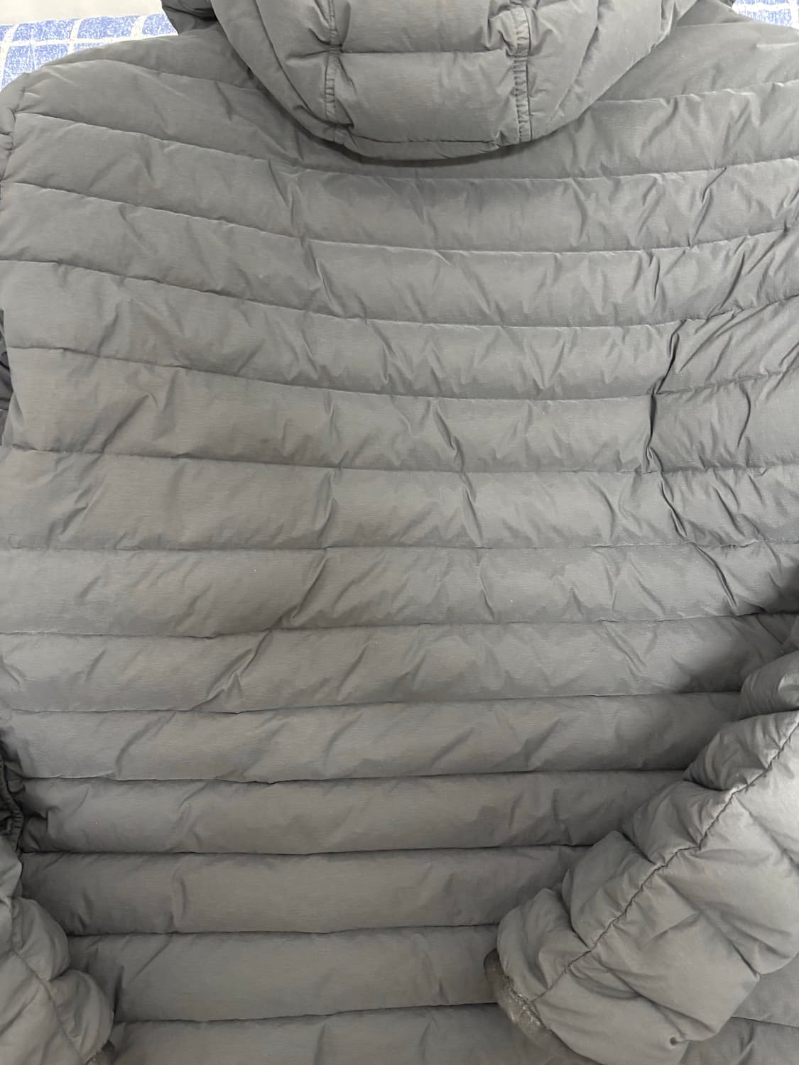 스톤아일랜드 경량패딩 M 상품이미지5