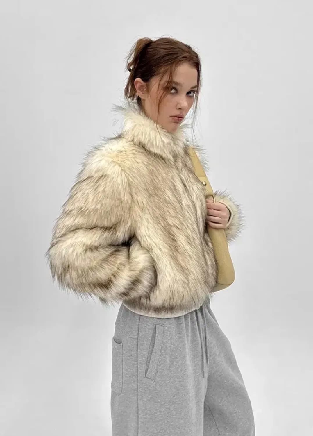 블랙업 투톤퍼 하이넥 점퍼  상품이미지1