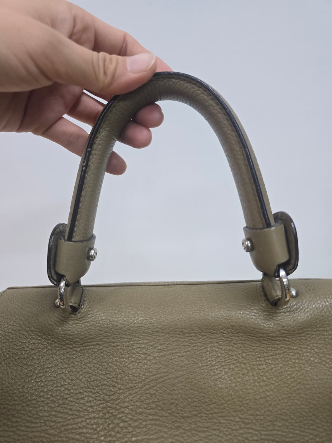 페레가모 정품 간치니 소피아 숄더백 상품이미지2