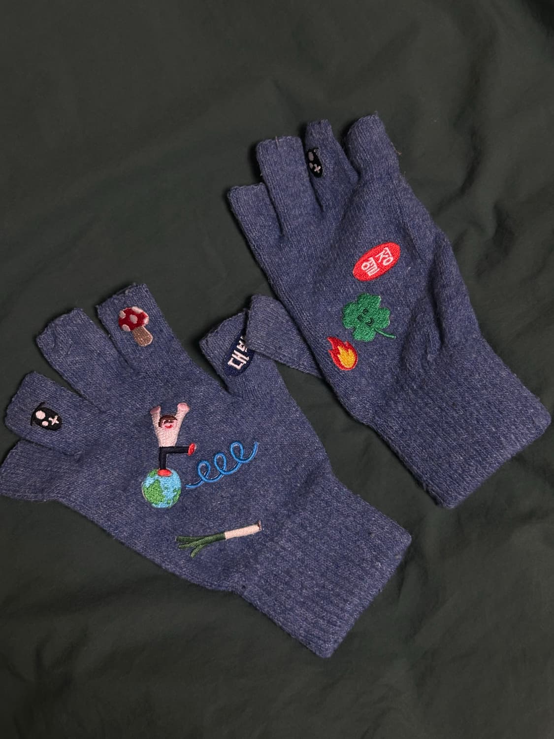 지구뿌셔 장갑 상품이미지1