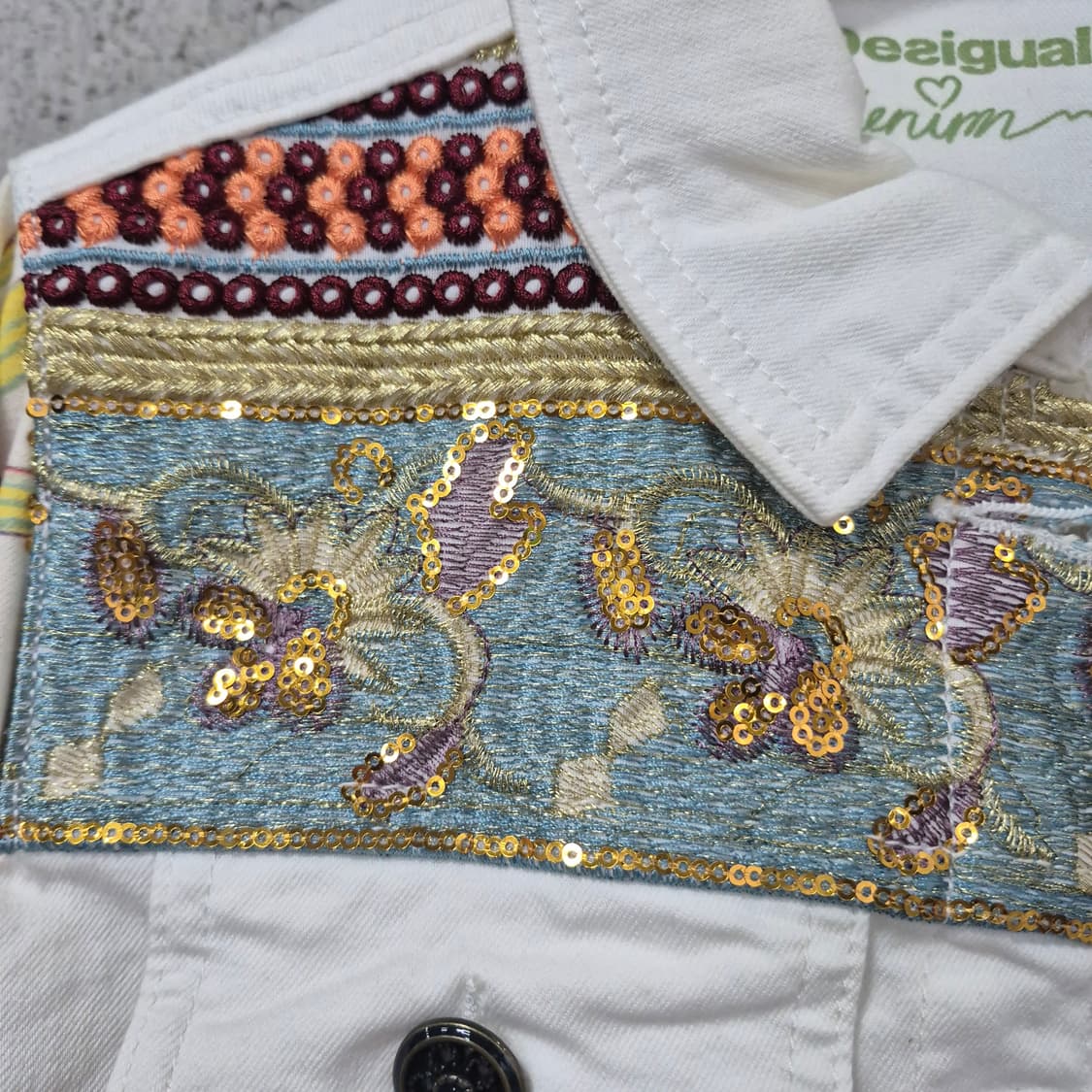 데시구알 스팽글 자수 데님자켓 상품이미지3