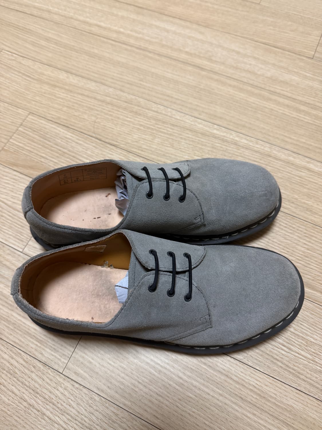 uk7,260) 119,000원 닥터마틴 1461 스웨이드 그레이 더비 상품이미지2