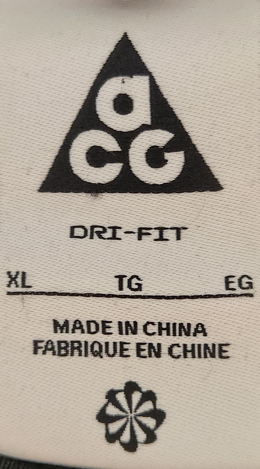 나이키 ACG 블랙 반팔 티셔츠 XL 상품이미지3