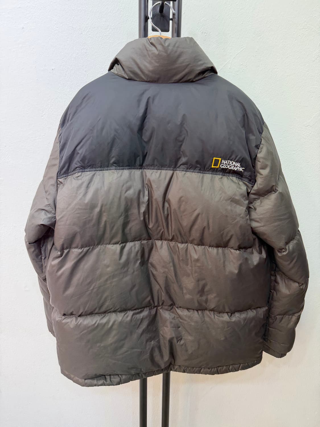 정품) 내셔널지오그래픽 남성패딩 L 상품이미지5