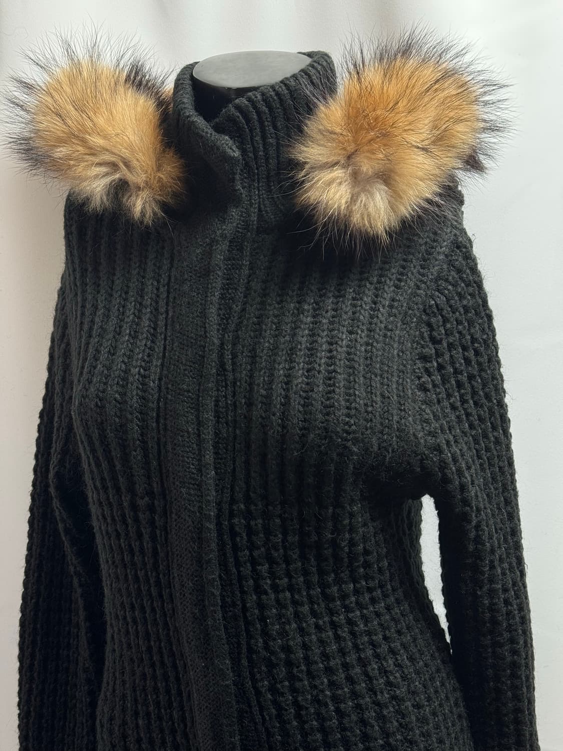 Y2K 라쿤 퍼 버튼 롱 니트 상품이미지2