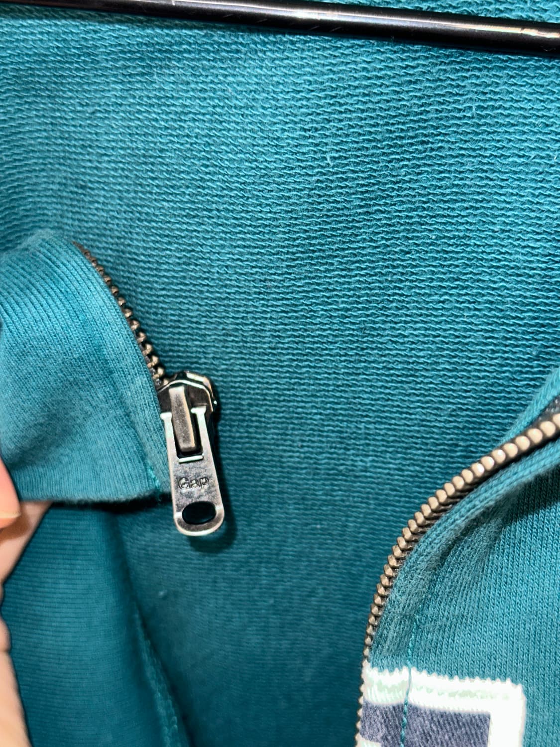 GAP 스펠아웃 후드집업 (틸블루) 상품이미지4