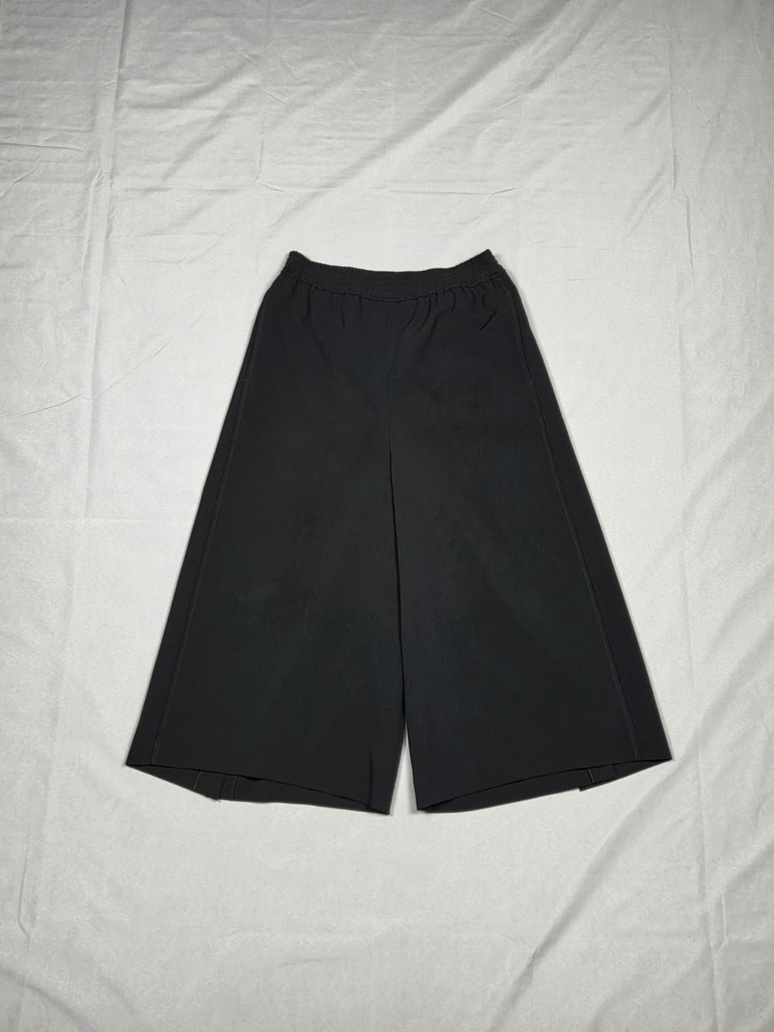 [시스템] 백 슬릿 밴딩 와이드 팬츠 | S00106 상품이미지1