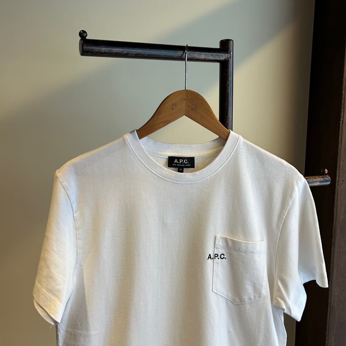11904 - 아페쎄 (A.P.C) 화이트 반팔 티셔츠 상품이미지1