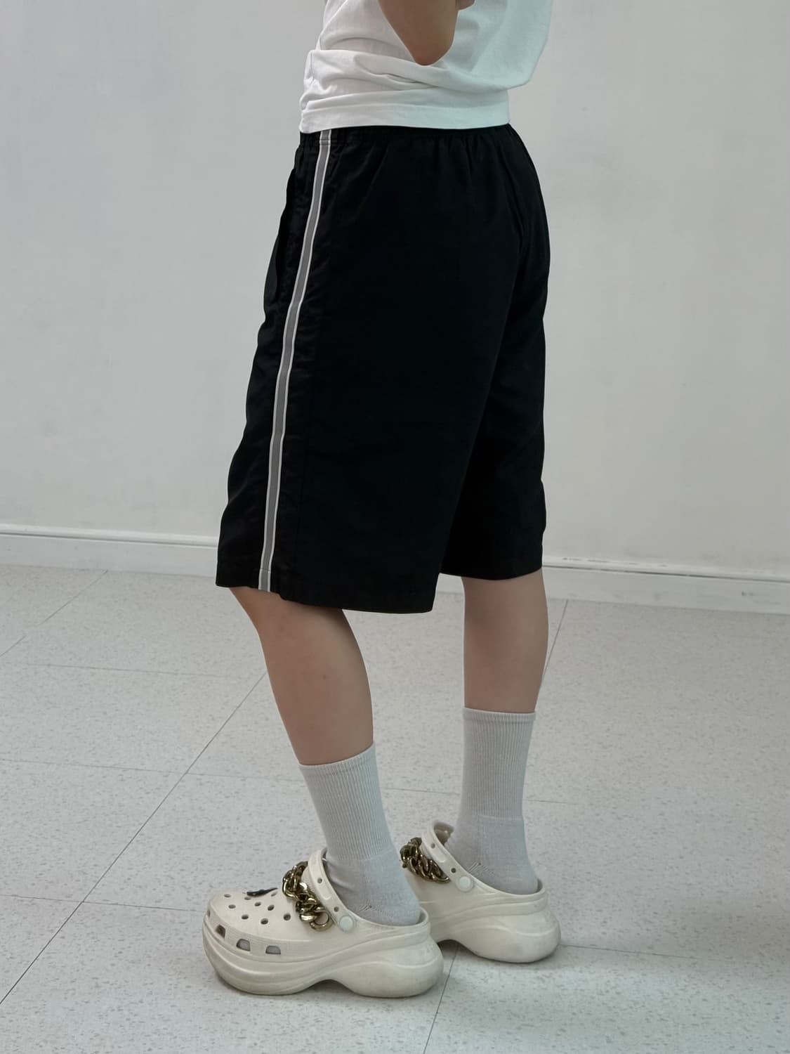 나이키 블랙 그레이 반바지 상품이미지3