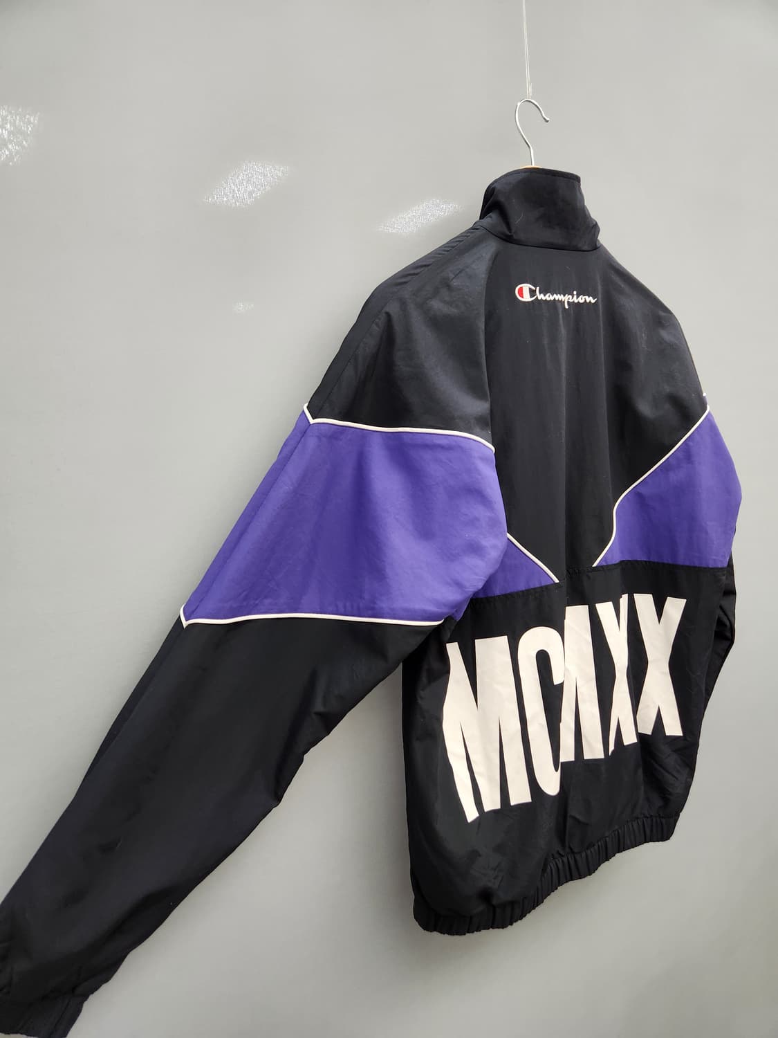 새상품_챔피온 올드스쿨 블랙/보라색 바람막이 자켓 상품이미지6