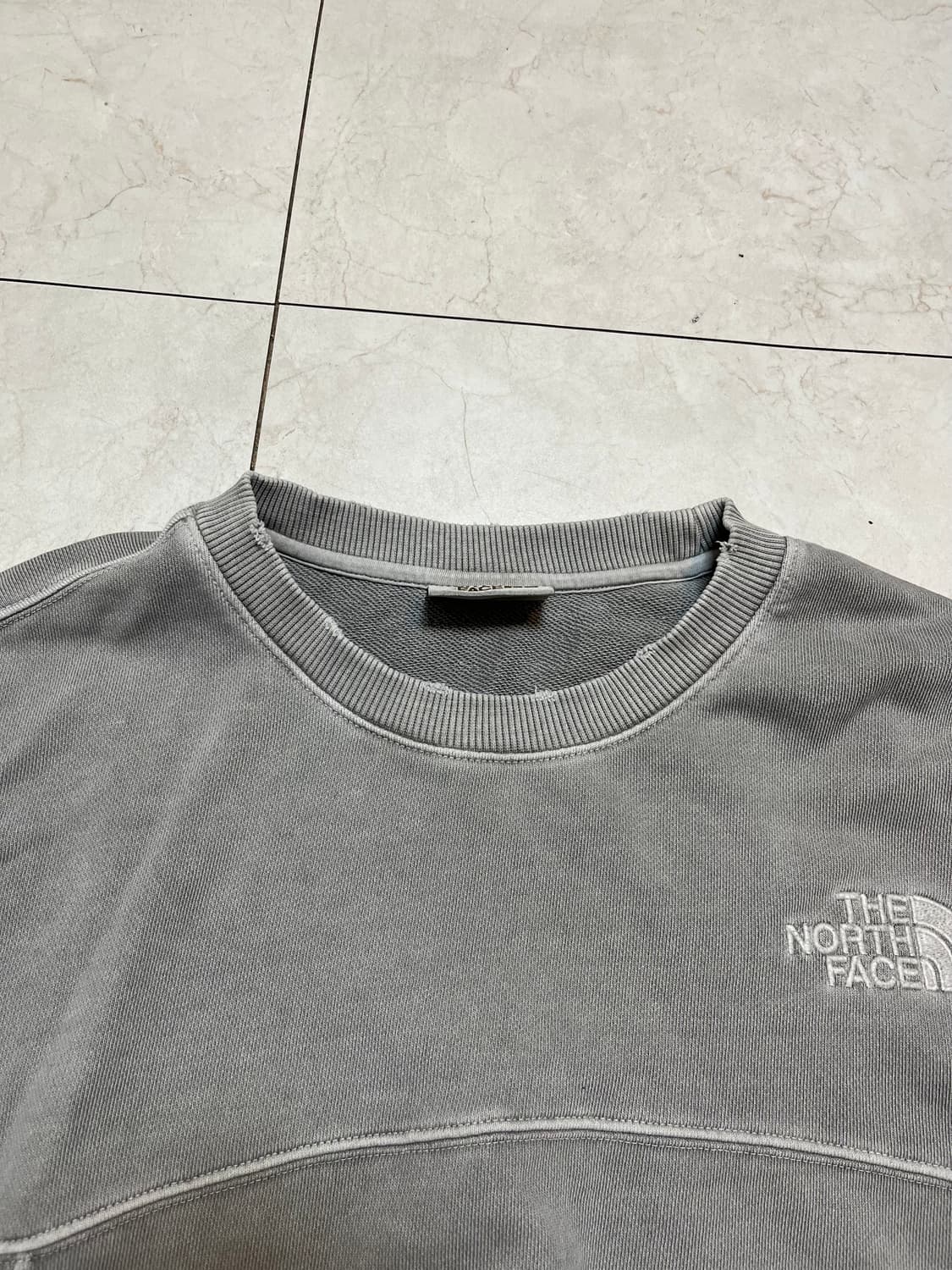 노스페이스 그런지 피그먼트 맨투맨 상품이미지4